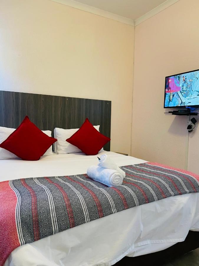Host Hub Guest House ケンプトンパーク エクステリア 写真